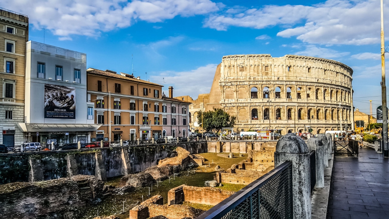 The Rome Marathon, held in Italy, is a renowned colossion event.